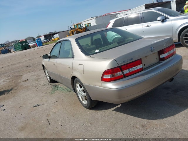 2001 LEXUS ES 300 JT8BF28G310338559 Photo 2