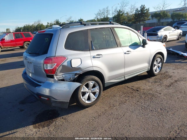 Subaru Forester 2.5i Premium 2016 JF2SJADC9GG555385 Image 4