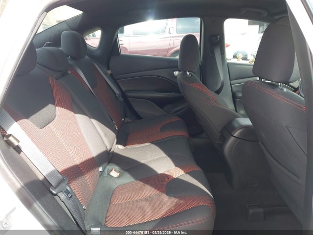 1C3CDFGB1GD823698 Dodge Dart Gt Sport Blacktop