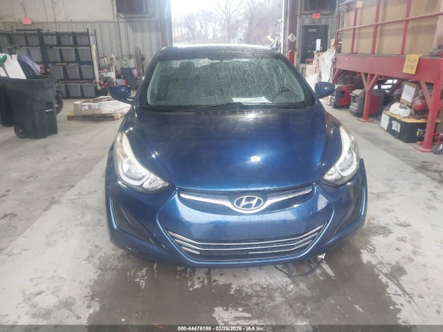 2016 Hyundai Elantra Se მანქანა იყიდება აუქციონზე, vin: 5NPDH4AE8GH702060, აუქციონის ნომერი: 44476198