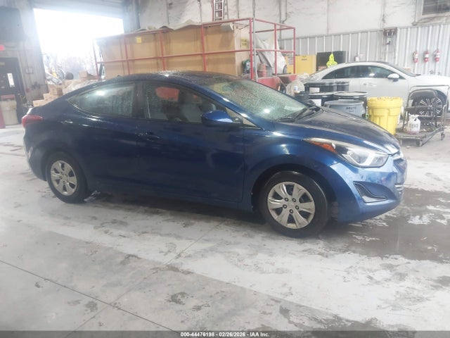 2016 Hyundai Elantra Se მანქანა იყიდება აუქციონზე, vin: 5NPDH4AE8GH702060, აუქციონის ნომერი: 44476198