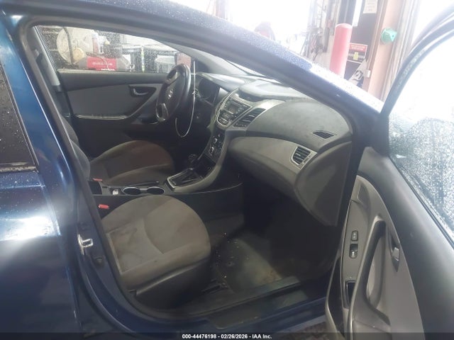 2016 Hyundai Elantra Se მანქანა იყიდება აუქციონზე, vin: 5NPDH4AE8GH702060, აუქციონის ნომერი: 44476198