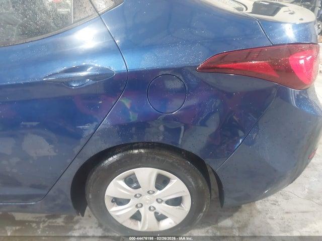 2016 Hyundai Elantra Se მანქანა იყიდება აუქციონზე, vin: 5NPDH4AE8GH702060, აუქციონის ნომერი: 44476198