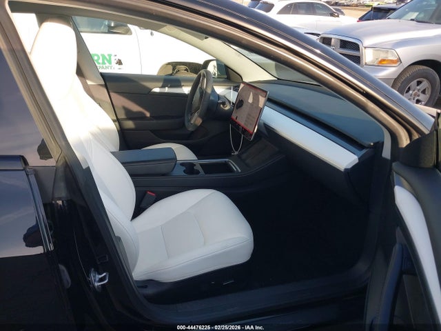 2023 TESLA MODEL 3 5YJ3E1EA0PF518305 Photo 4