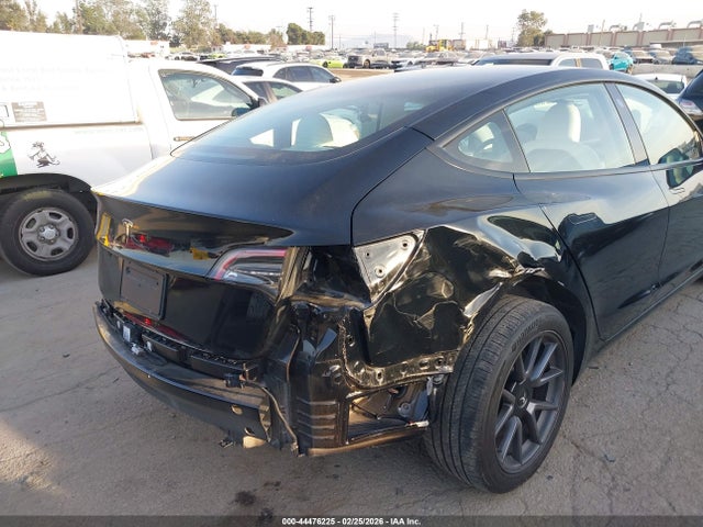 2023 TESLA MODEL 3 5YJ3E1EA0PF518305 Photo 5
