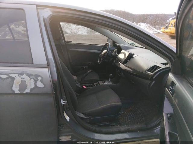 2011 MITSUBISHI LANCER JA32U2FU2BU000465 Photo 4