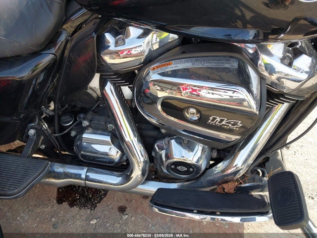 1HD1MCP16KB852822 Harley-Davidson FLRT