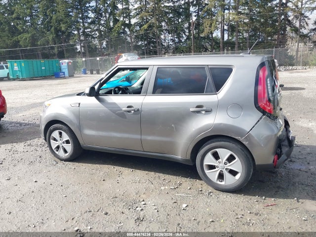 KNDJN2A2XG7389555 KIA Soul
