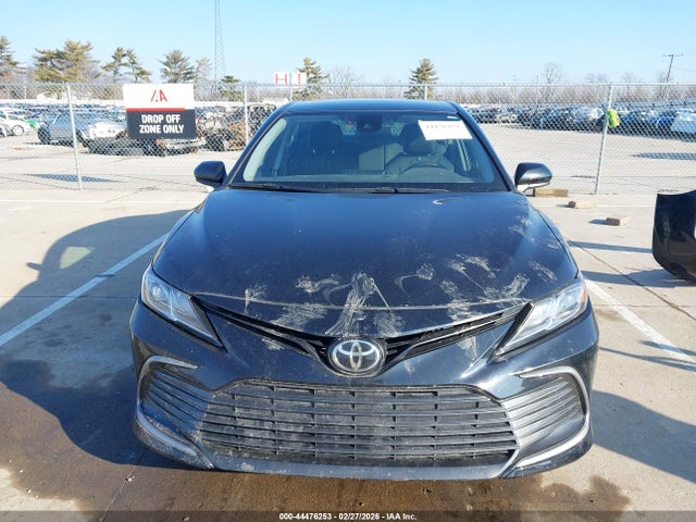 4T1C11AK9NU643359 Toyota CAMRY LE