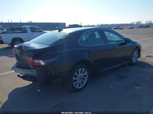 4T1C11AK9NU643359 Toyota CAMRY LE
