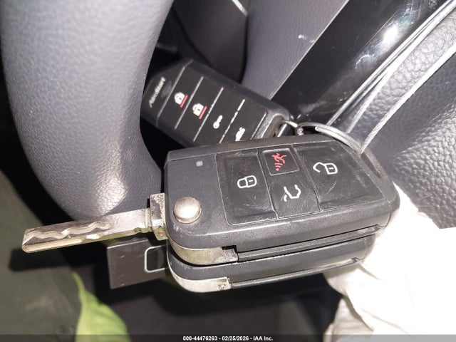 3VV0B7AX9KM192647 Volkswagen Tiguan 2.0t S