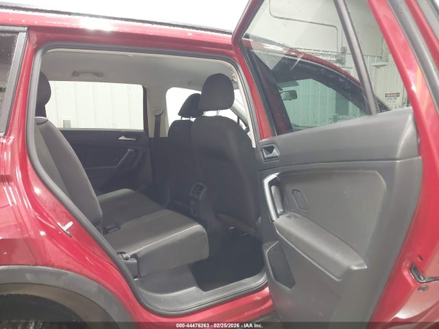 3VV0B7AX9KM192647 Volkswagen Tiguan 2.0t S
