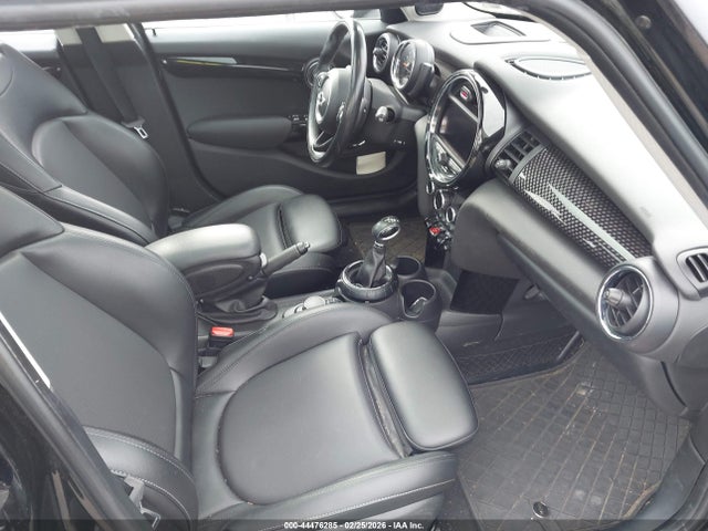 2016 MINI HARDTOP WMWXU3C57G2D31216 Photo 4