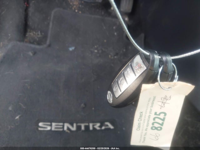 3N1AB7AP6HY324352 Nissan SENTRA SV