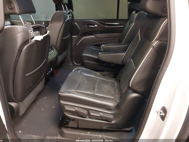 2021 Cadillac Escalade Esv 4wd Sport მანქანა იყიდება აუქციონზე, vin: 1GYS4PKL2MR431786, აუქციონის ნომერი: 44476292