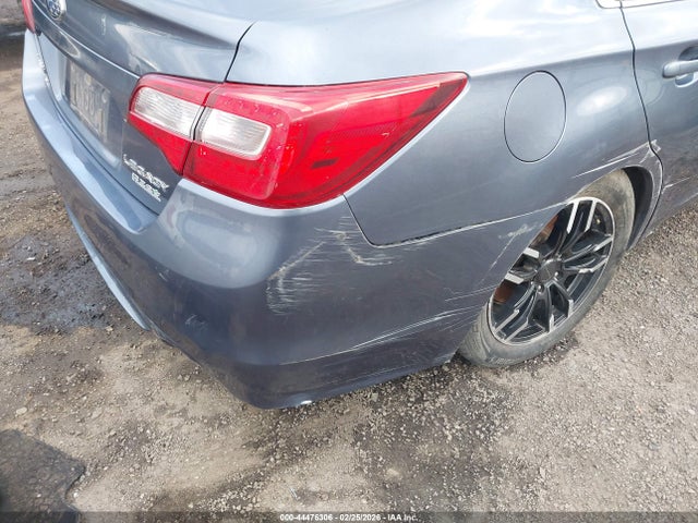 Продажа на аукционе авто 2015 Subaru Legacy 2.5i, vin: 4S3BNAA64F3010122, номер лота: 44476306