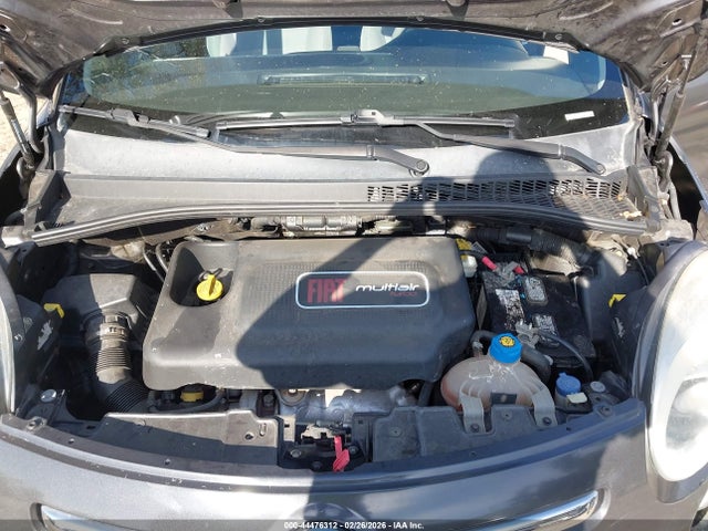 2014 FIAT 500L ZFBCFABH7EZ022538 Photo 9