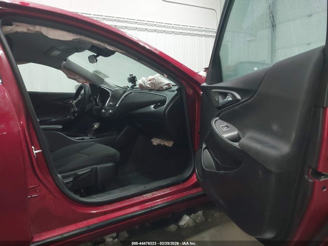 1G1ZG5ST5PF207040 Chevrolet Malibu Fwd Rs
