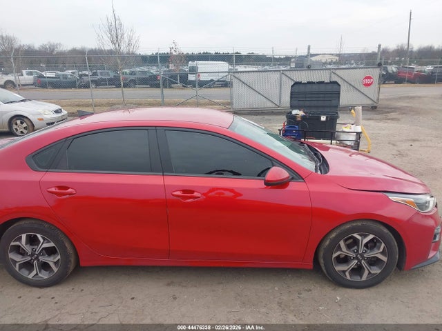 44476338 :رقم المزاد ، 3KPF24AD3ME340365 vin ، 2021 Kia Forte Lxs مزاد بيع