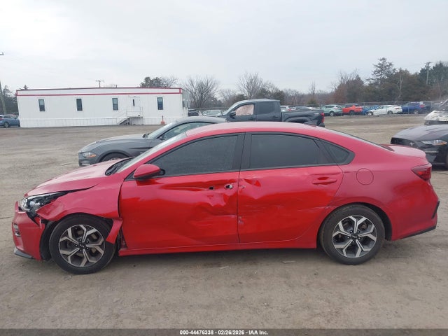 44476338 :رقم المزاد ، 3KPF24AD3ME340365 vin ، 2021 Kia Forte Lxs مزاد بيع
