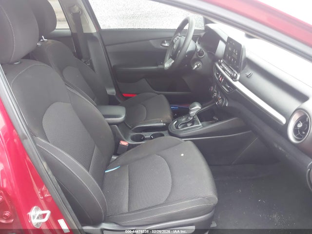 44476338 :رقم المزاد ، 3KPF24AD3ME340365 vin ، 2021 Kia Forte Lxs مزاد بيع