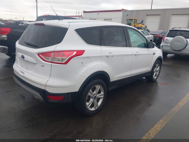 1FMCU9GX0EUC30304 Ford ESCAPE SE