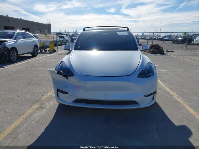 7SAYGDEF5PF738944 Tesla Model Y Performance Dual Motor All-wheel Drive