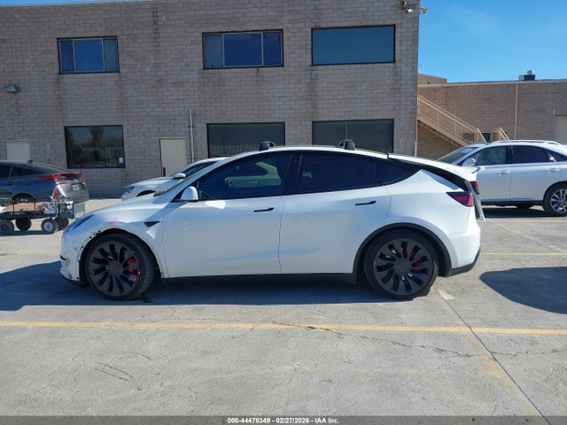 7SAYGDEF5PF738944 Tesla Model Y Performance Dual Motor All-wheel Drive