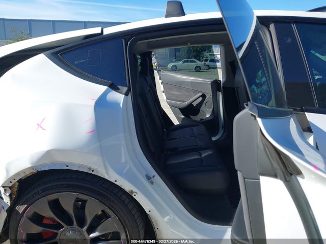 2023 TESLA MODEL Y 7SAYGDEF5PF738944 Photo 7