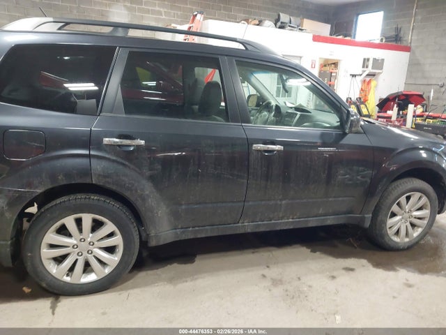 44476353 :رقم المزاد ، JF2SHADC8CH454130 vin ، 2012 Subaru Forester 2.5x Premium مزاد بيع