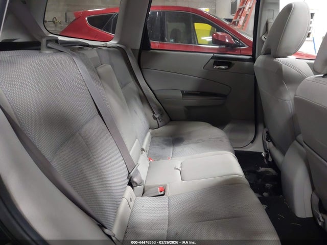 44476353 :رقم المزاد ، JF2SHADC8CH454130 vin ، 2012 Subaru Forester 2.5x Premium مزاد بيع