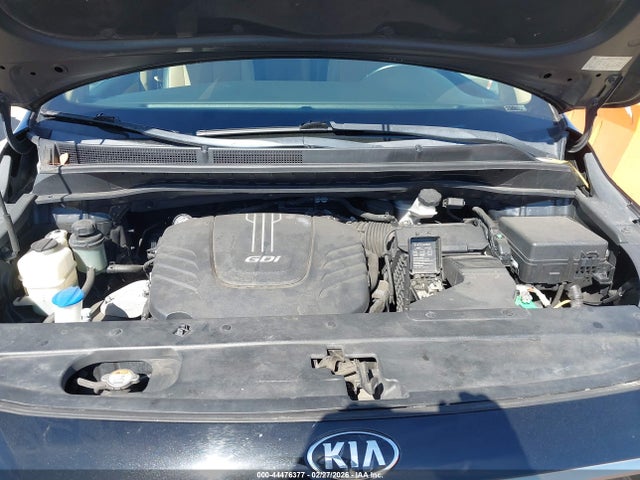 KNDMC5C11J6365702 KIA SEDONA EX
