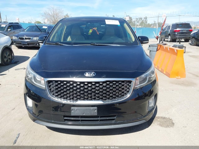 KNDMC5C11J6365702 KIA SEDONA EX