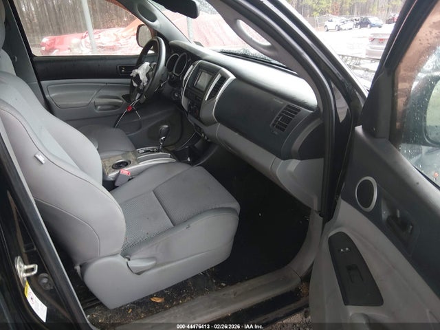 2013 TOYOTA TACOMA 3TMLU4EN4DM112980 Photo 4