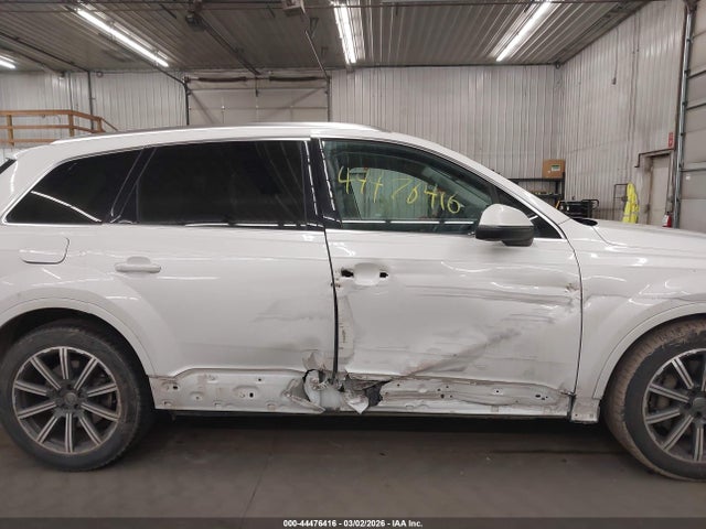 Продаж на аукціоні авто 2017 Audi Q7 3.0t Premium, vin: WA1VAAF79HD015866, номер лоту: 44476416