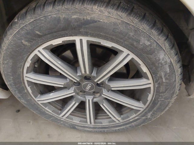 Продаж на аукціоні авто 2017 Audi Q7 3.0t Premium, vin: WA1VAAF79HD015866, номер лоту: 44476416
