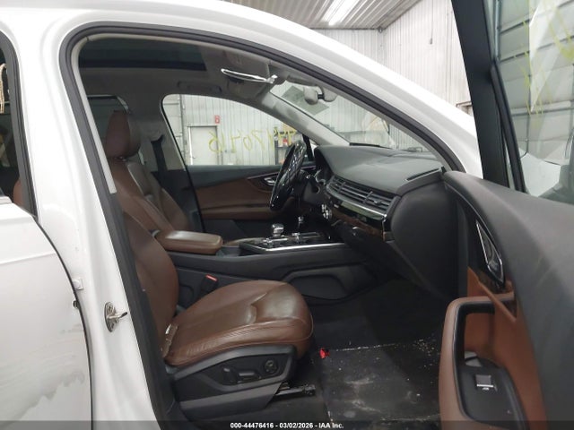 Продаж на аукціоні авто 2017 Audi Q7 3.0t Premium, vin: WA1VAAF79HD015866, номер лоту: 44476416