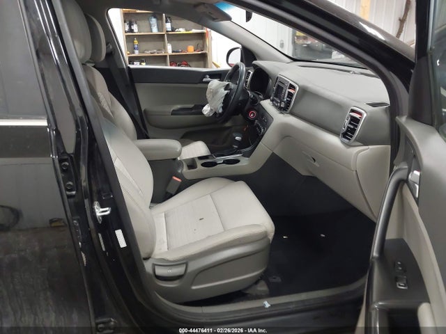Продаж на аукціоні авто 2017 Kia Sportage Lx, vin: KNDPMCAC9H7184435, номер лоту: 44476411