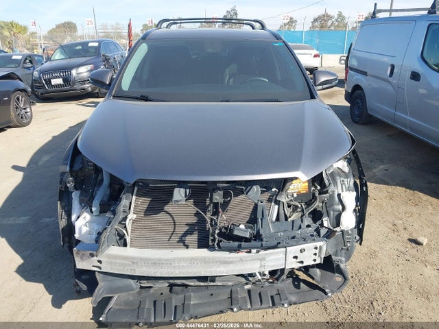 5TDKZRFH1KS301165 Toyota Highlander Se