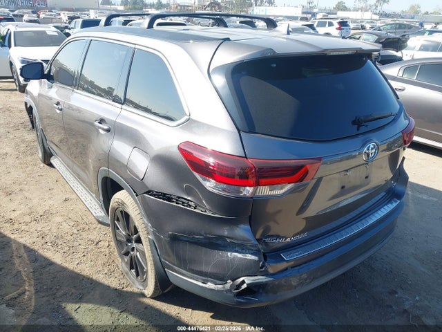 5TDKZRFH1KS301165 Toyota Highlander Se