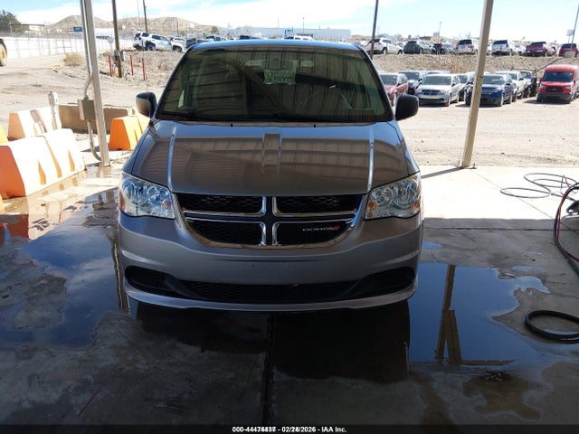 2C4RDGBG6HR736666 Dodge Grand Caravan Se