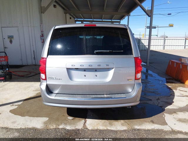 2C4RDGBG6HR736666 Dodge Grand Caravan Se
