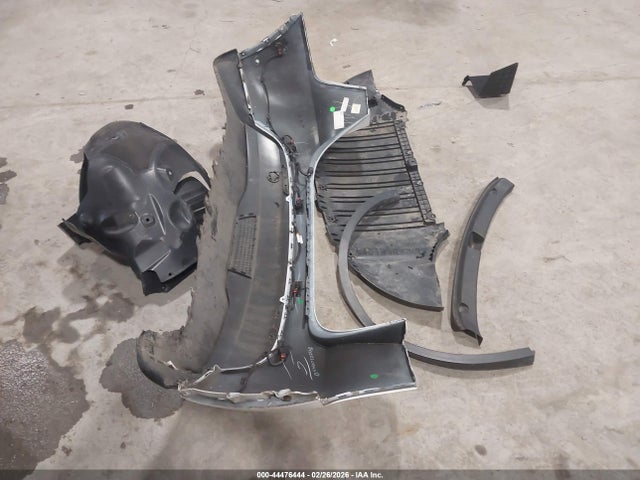 44476444 :رقم المزاد ، 7SAYGDEF4NF457540 vin ، 2022 Tesla Model Y Performance Dual Motor All-wheel Drive مزاد بيع