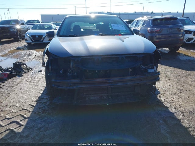 44476476 :رقم المزاد ، 4S3BWAC63N3011738 vin ، 2022 Subaru Legacy Premium مزاد بيع