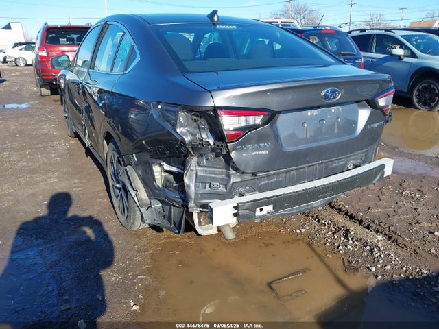 44476476 :رقم المزاد ، 4S3BWAC63N3011738 vin ، 2022 Subaru Legacy Premium مزاد بيع