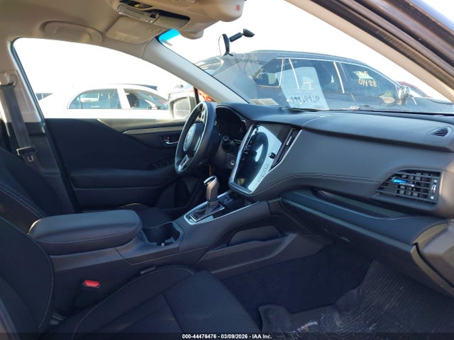 44476476 :رقم المزاد ، 4S3BWAC63N3011738 vin ، 2022 Subaru Legacy Premium مزاد بيع