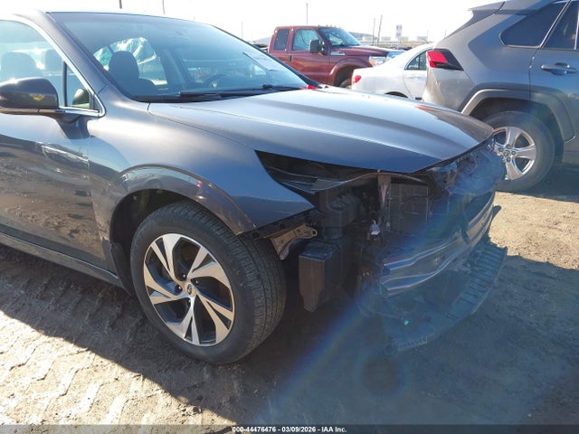 44476476 :رقم المزاد ، 4S3BWAC63N3011738 vin ، 2022 Subaru Legacy Premium مزاد بيع