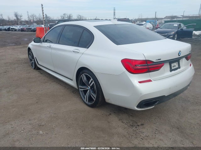 Продаж на аукціоні авто 2019 Bmw 750i Xdrive, vin: WBA7F2C56KB239928, номер лоту: 44476508