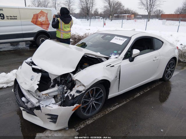 2019 TOYOTA 86 JF1ZNAA17K8701747 Photo 1
