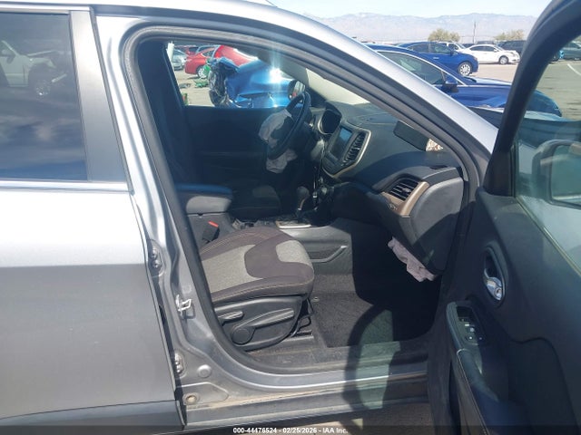 44476524 :رقم المزاد ، 1C4PJLCS4EW106398 vin ، 2014 Jeep Cherokee Latitude مزاد بيع